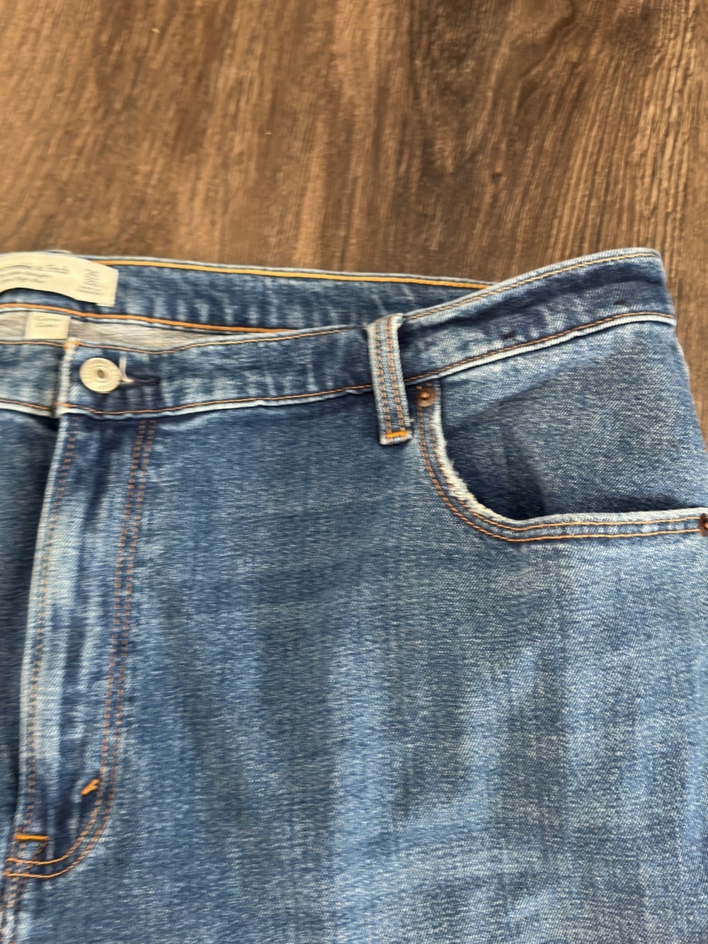 Abercrombie & Fitch curve women's Distressed Blue Jeans. Plus size - Picture 2 of 4
